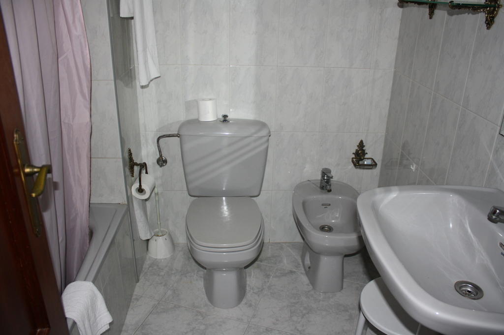Hotel Cristaleiro Gondomar Phòng bức ảnh